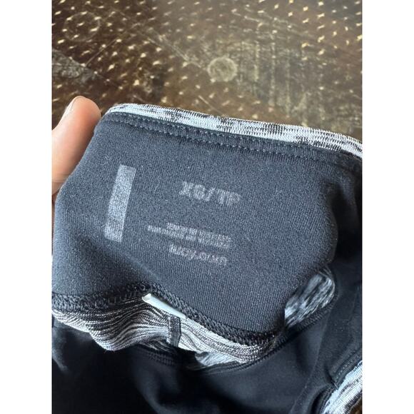 Gray & Black Space Dye Leggings XS/TP High Rise Athleisure Workout - Picture 3 of 4